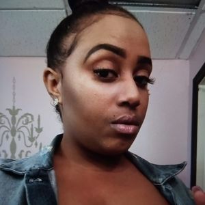 Meet your Posher, Omekia-jaye